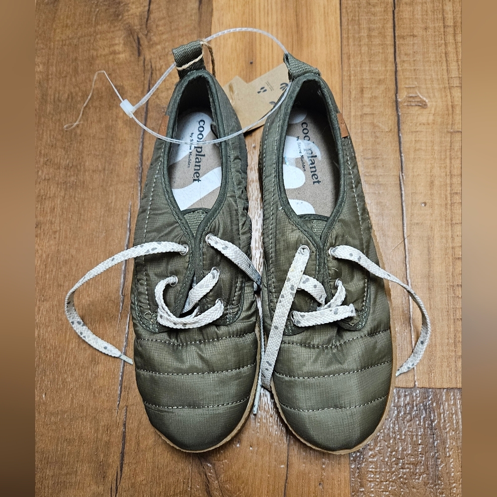 Steve Madden Cool Planet Olive Sneakers